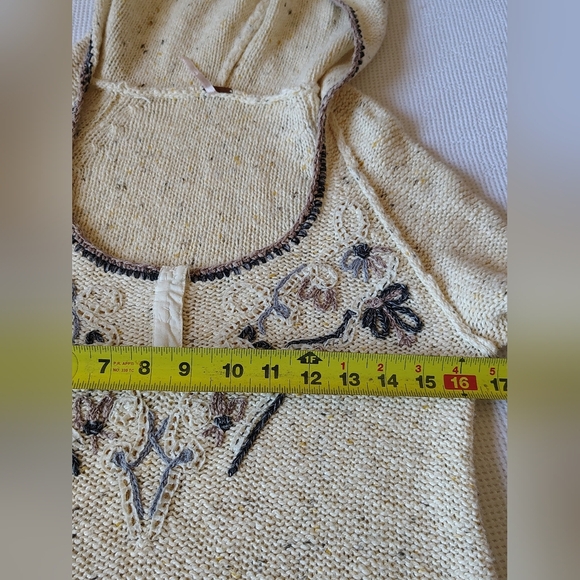 Free People Cream and Black Knit Sweater with Embroidery Size S - Picture 3 of 7